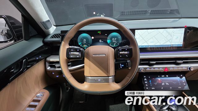 Hyundai Grandeur (GN7) 2,5 Gasoline 2WD Calligraphy 2025 — фото 13