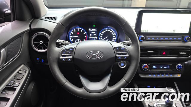 Hyundai Kona Gasoline 2.0 2WD Inspiration 2021 — фото 12