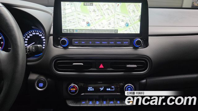 Hyundai Kona Gasoline 2.0 2WD Inspiration 2021 — фото 19