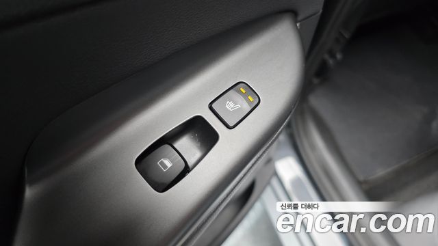 Hyundai Kona Gasoline 2.0 2WD Inspiration 2021 — фото 20