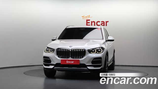 BMW X5 (G05) xDrive 40i xLine 2022 — фото 3