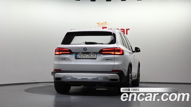 BMW X5 (G05) xDrive 40i xLine 2022 — фото 4
