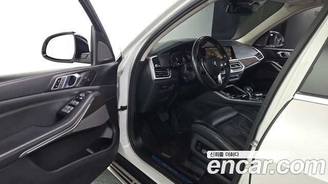 BMW X5 (G05) xDrive 40i xLine 2022 — фото 10