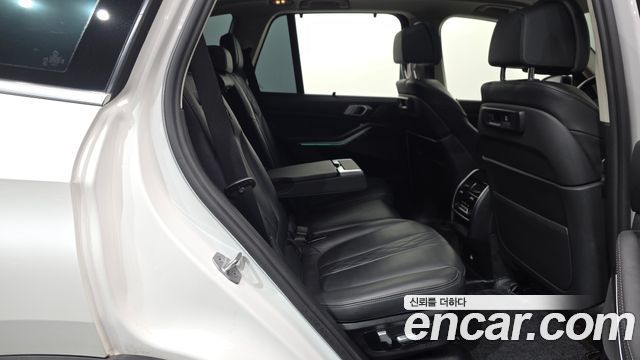 BMW X5 (G05) xDrive 40i xLine 2022 — фото 26