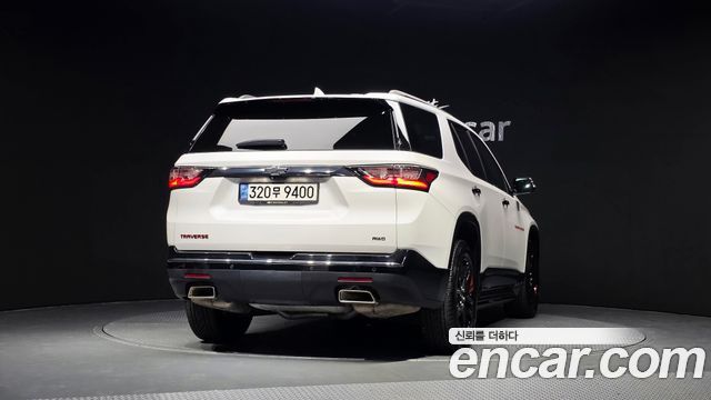 Chevrolet Traverse 3.6 AWD Redline 2020 — фото 4