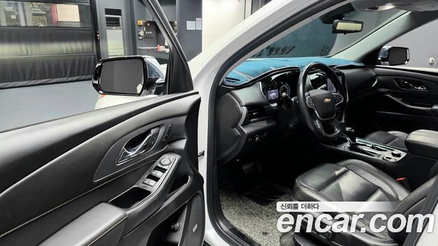 Chevrolet Traverse 3.6 AWD Redline 2020 — фото 10