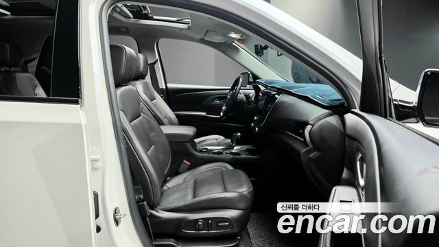Chevrolet Traverse 3.6 AWD Redline 2020 — фото 11