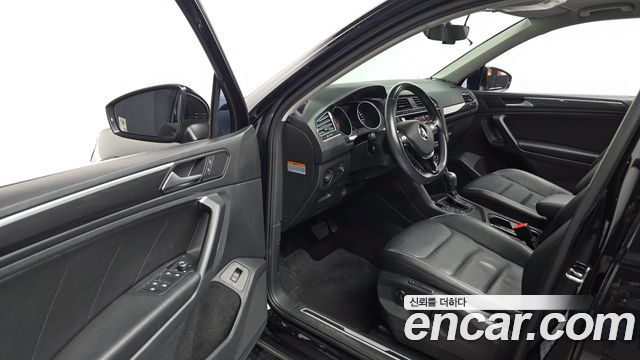 Volkswagen Tiguan (II) 2.0 TDI Prestige 2020 — фото 10