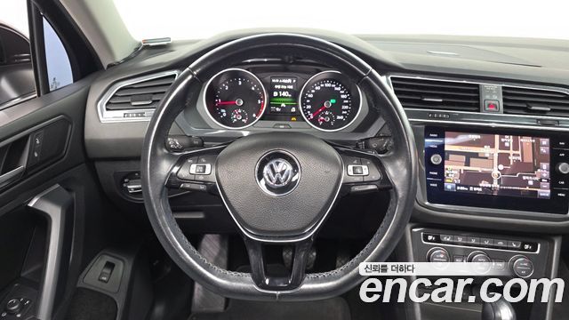 Volkswagen Tiguan (II) 2.0 TDI Prestige 2020 — фото 13