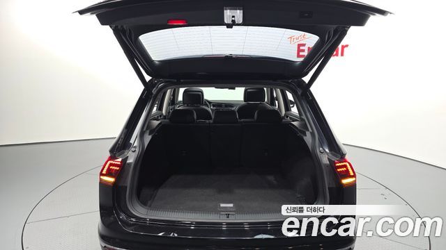 Volkswagen Tiguan (II) 2.0 TDI Prestige 2020 — фото 20