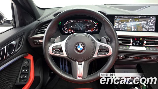 BMW 1 Series (F40) M135i xDrive 2022 — фото 13