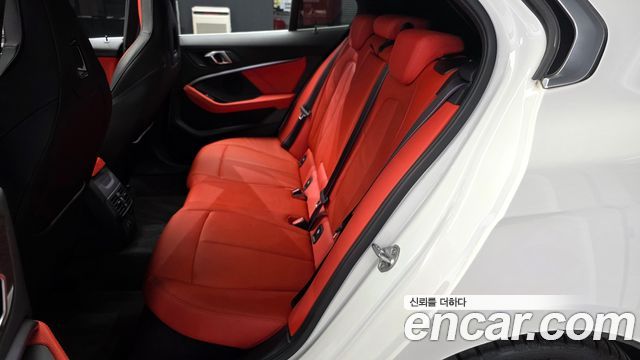 BMW 1 Series (F40) M135i xDrive 2022 — фото 26