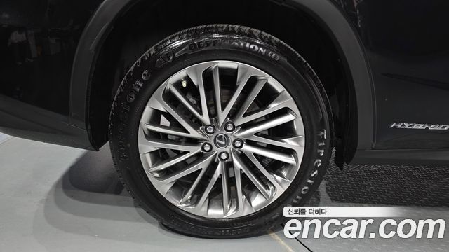 Lexus RX450h (IV) Executive 2022 — фото 5