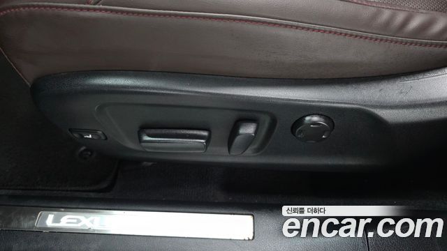 Lexus RX450h (IV) Executive 2022 — фото 38