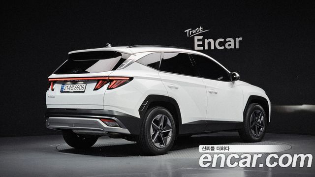 Hyundai Tucson Hybrid (NX4) HEV 1.6 2WD Inspiration 2024 — фото 2