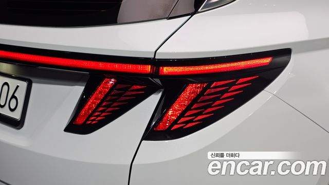 Hyundai Tucson Hybrid (NX4) HEV 1.6 2WD Inspiration 2024 — фото 23