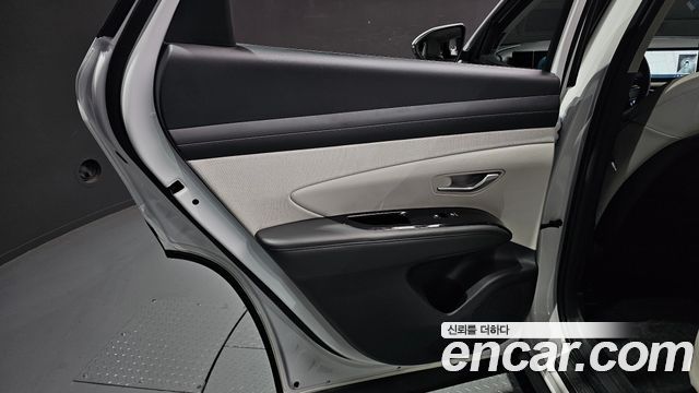 Hyundai Tucson Hybrid (NX4) HEV 1.6 2WD Inspiration 2024 — фото 25