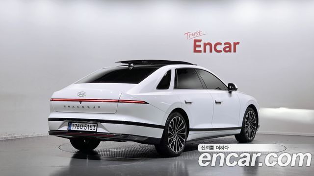 Hyundai Grandeur Hybrid (GN7) Calligraphy 2025 — фото 2