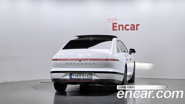 Hyundai Grandeur Hybrid (GN7) Calligraphy 2025 — фото 4