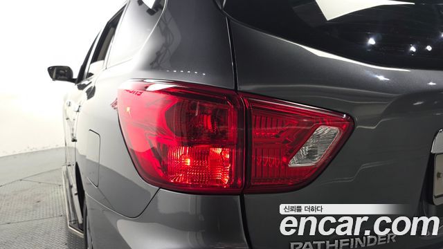 Nissan Pathfinder (IV) 3.5 4WD 2018 — фото 23