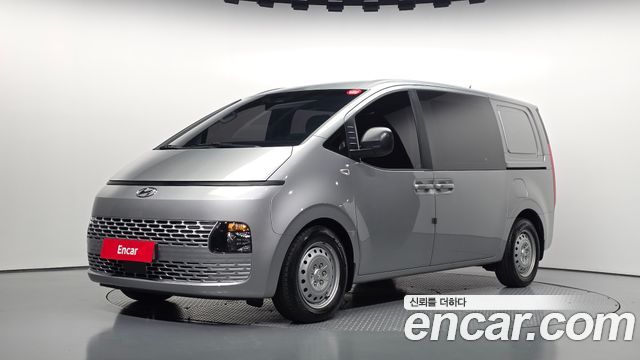 Hyundai Staria Cargo 5-Seater Smart 2023 — фото 1