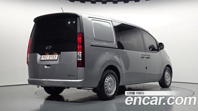 Hyundai Staria Cargo 5-Seater Smart 2023 — фото 2