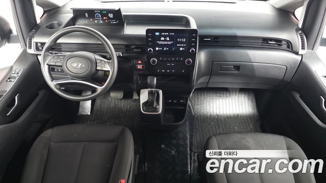 Hyundai Staria Cargo 5-Seater Smart 2023 — фото 7