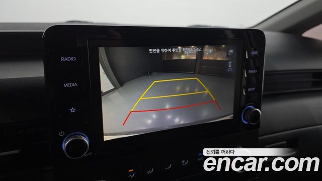 Hyundai Staria Cargo 5-Seater Smart 2023 — фото 15