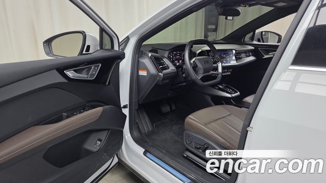 Audi Q4 e-tron (F4) 45 Premium 2025 — фото 10