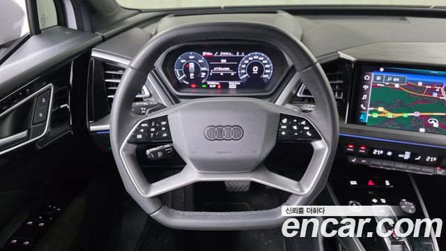 Audi Q4 e-tron (F4) 45 Premium 2025 — фото 13