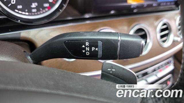 Mercedes-Benz E-Class (W213) E220d Exclusive 2017 — фото 9