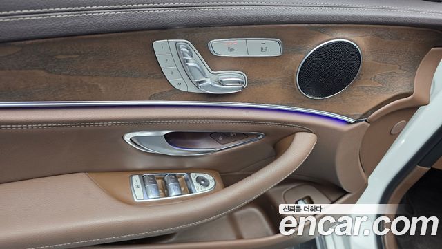 Mercedes-Benz E-Class (W213) E220d Exclusive 2017 — фото 30