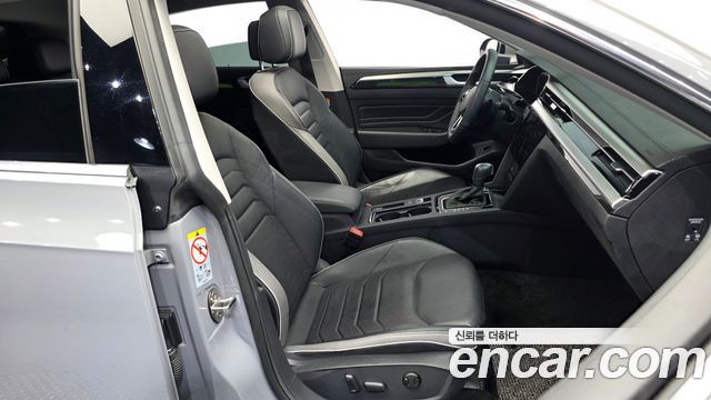 Volkswagen Arteon 2.0 TDI Prestige 2022 — фото 11