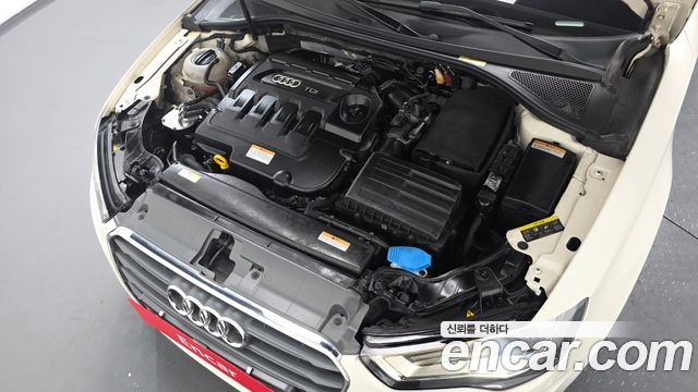 Audi A3 25 TDI Dynamic 8V 2015 — фото 6