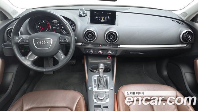 Audi A3 25 TDI Dynamic 8V 2015 — фото 7