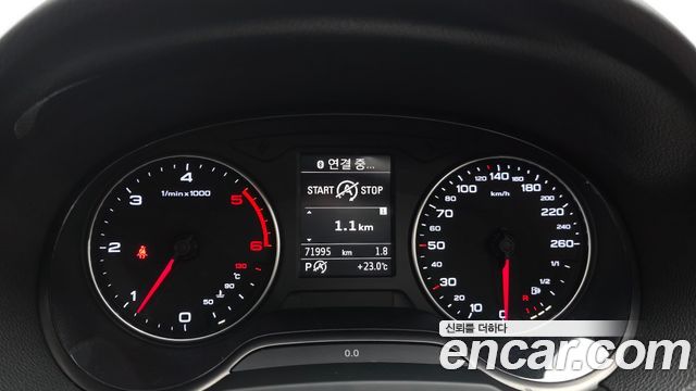 Audi A3 25 TDI Dynamic 8V 2015 — фото 8
