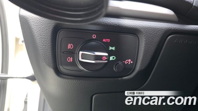 Audi A3 25 TDI Dynamic 8V 2015 — фото 19