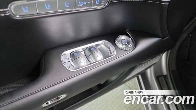 Genesis G90 (RS4) Gasoline 3.5 Turbo AWD 2022 — фото 35