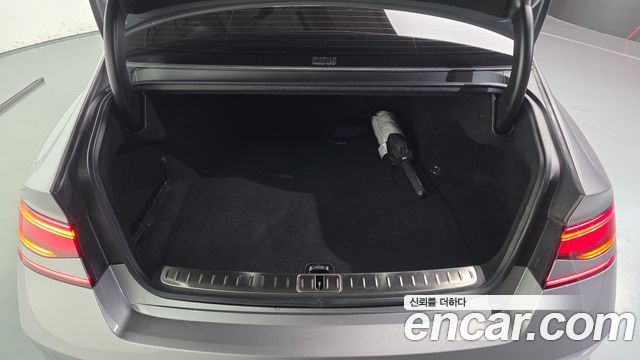 Genesis G90 (RS4) Gasoline 3.5 Turbo AWD 2022 — фото 36