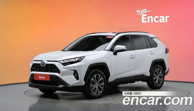 Toyota RAV4 (V) 2.5 2WD Hybrid XLE 2025 — фото 1