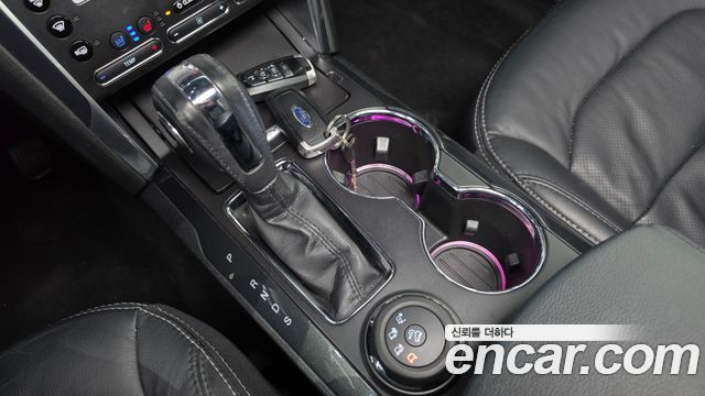 Ford Explorer 2.3 Limited 4WD 5th 2019 — фото 9