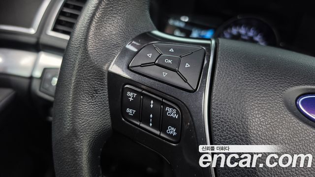 Ford Explorer 2.3 Limited 4WD 5th 2019 — фото 20