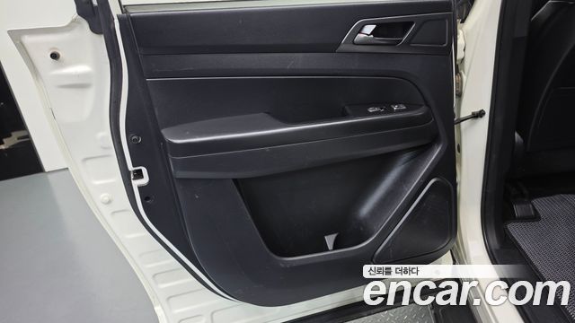 KG Mobility (SsangYong) Rexton Sports Khan Diesel 2.2 4WD Prestige 2022 — фото 25
