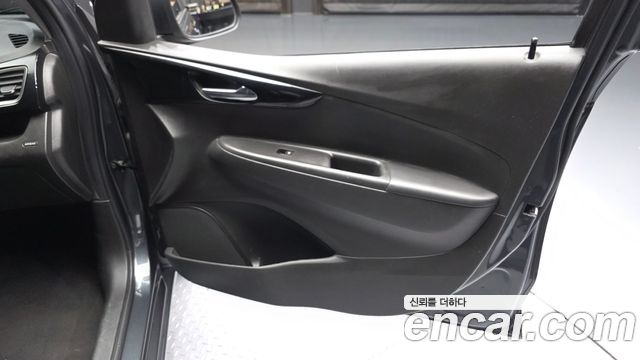 Chevrolet Spark Premier 2019 — фото 24