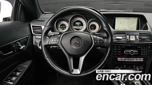 Mercedes-Benz E-Class (W212) E200 Cabriolet 2014 — фото 13