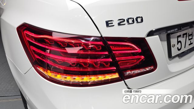 Mercedes-Benz E-Class (W212) E200 Cabriolet 2014 — фото 23
