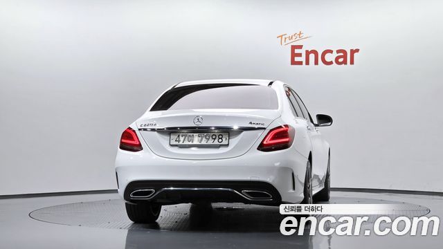Mercedes-Benz C-Class (W205) C220 d 4MATIC AMG Line 2019 — фото 4