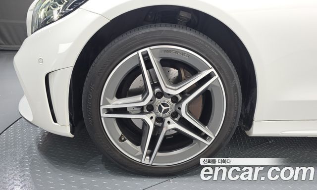 Mercedes-Benz C-Class (W205) C220 d 4MATIC AMG Line 2019 — фото 5