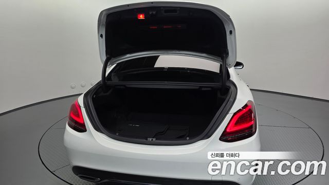 Mercedes-Benz C-Class (W205) C220 d 4MATIC AMG Line 2019 — фото 33