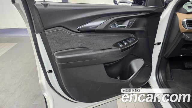 Chevrolet Trailblazer 1.3 Turbo 2WD Activ 2022 — фото 24